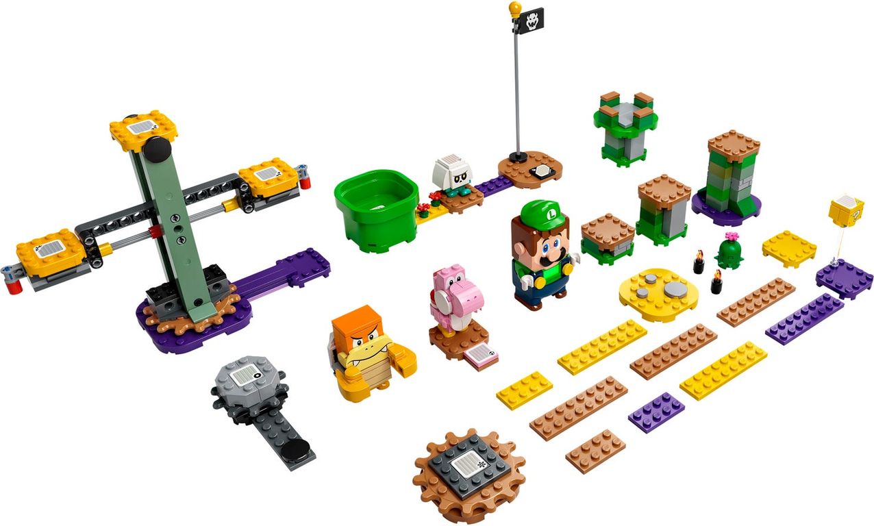 LEGO® Super Mario™ Luigi’s Mansion™ Madness Bundle components