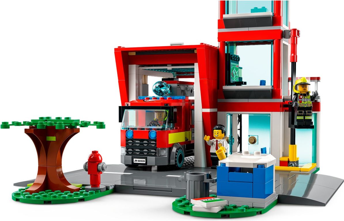 LEGO® City Fire Station building