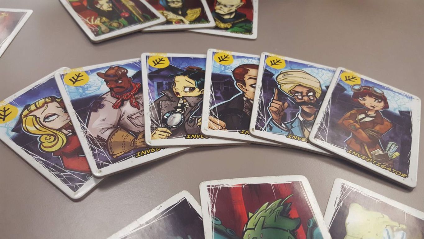 Don't Mess with Cthulhu Deluxe cards