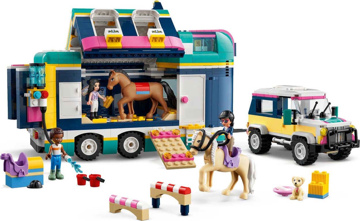 LEGO® Friends Remolque de Exhibición Equina jugabilidad