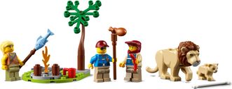 LEGO® City Wildlife Rescue Off-Roader minifigures