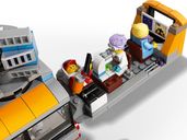 LEGO® Hidden Side Paranormale interceptiebus 3000 interieur