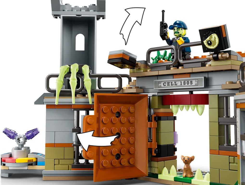 LEGO® Hidden Side Newbury Abandoned Prison components