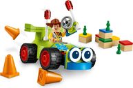 LEGO® Toy Story Woody & RC speelwijze