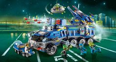 LEGO® Alien Conquest Earth Defense HQ gameplay