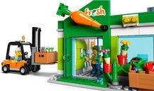LEGO® City Grocery Store building