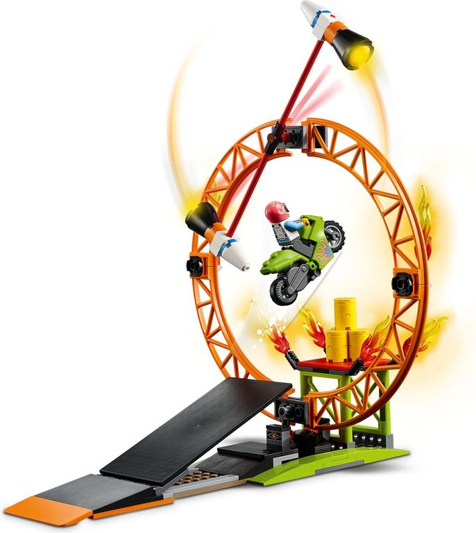 LEGO® City Stunt Show Arena gameplay