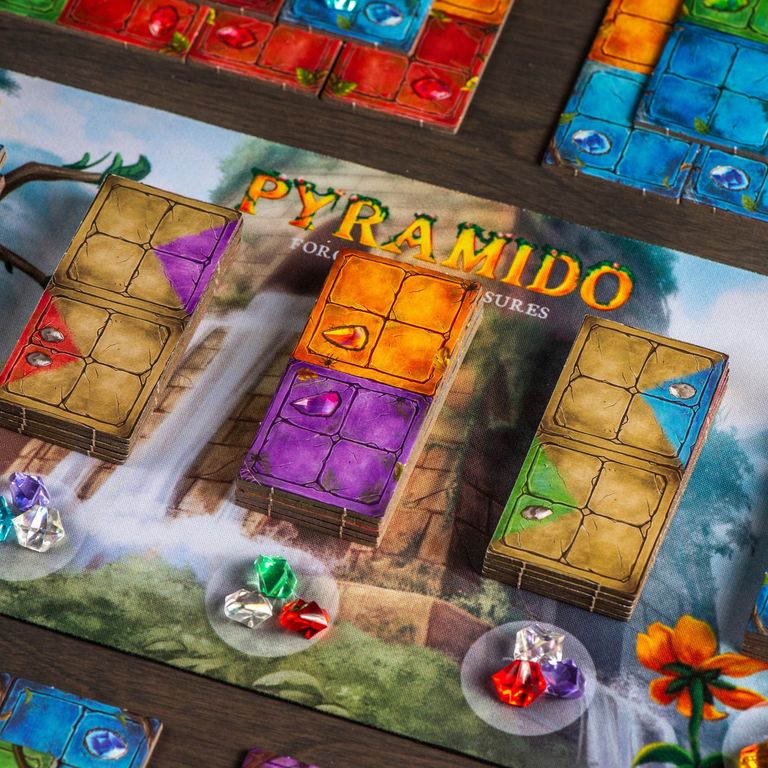Pyramido: Forgotten Treasures Playmat gameplay