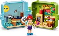 LEGO® Friends Mia's Summer Play Cube components