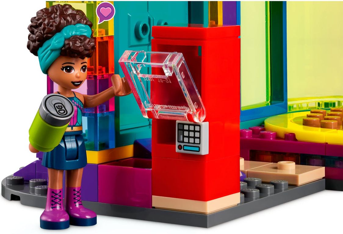 LEGO® Friends Roller Disco Arcade minifigures