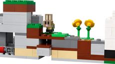 LEGO® Minecraft The Rabbit Ranch components