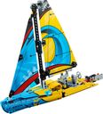 LEGO® Technic Le yacht de compétition composants