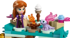 LEGO® Disney Mini Arendelle Castle & Elsa's Ice Palace characters