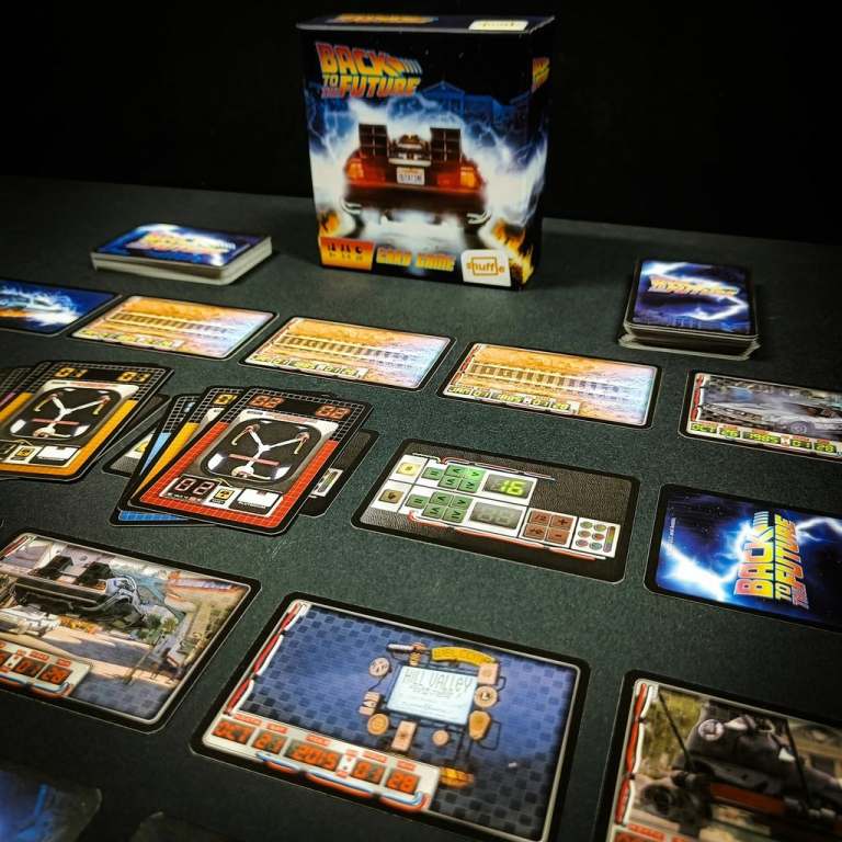 Back to the Future: Card Game composants