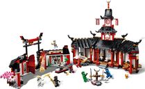 LEGO® Ninjago Monastery of Spinjitzu gameplay