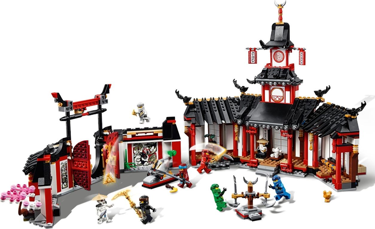 LEGO® Ninjago Monasterio del Spinjitzu jugabilidad