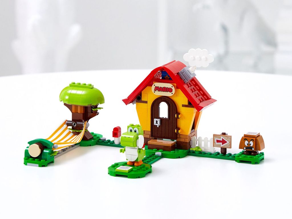 LEGO® Super Mario™ Casa di Mario e Yoshi - Pack di Espansione componenti