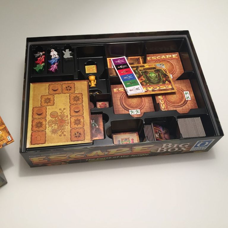 Vem Pra Mesa Jogos - Escape: The Curse of the Temple - Big Box é um jogo  cooperativo em que os jogadores - no papel de exploradores - devem escapar  (sim!) de