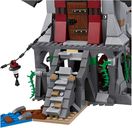 LEGO® Ninjago The Lighthouse Siege components