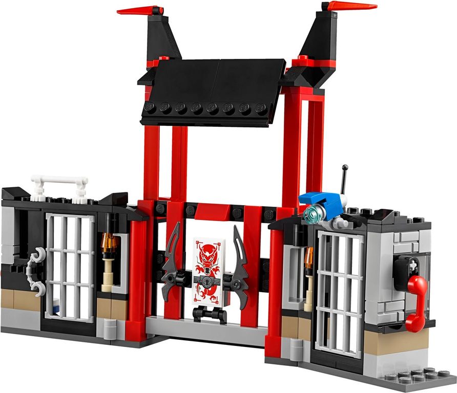 LEGO® Ninjago Kryptarium Prison Breakout components