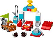 LEGO® DUPLO® Lightning McQueen's Race Day components