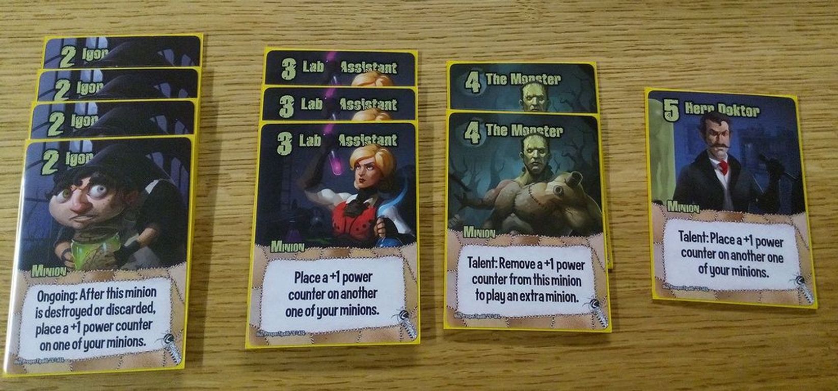 Smash Up: Monstres sacrés cartes