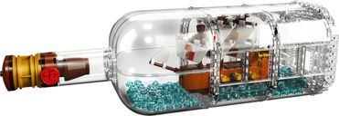 LEGO® Ideas Ship in a Bottle components