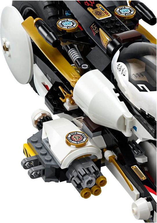 LEGO® Ninjago Ultra Stealth Raider components