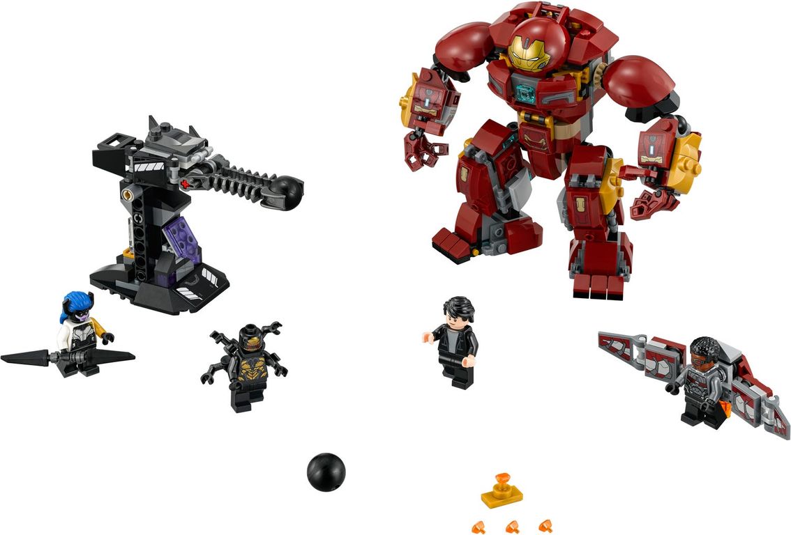 LEGO® Marvel The Hulkbuster Smash-Up components