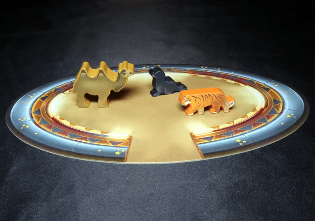 Meeple Circus: The Wild Animal & Aerial Show animales