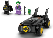 LEGO® DC Superheroes Batmobile™ Pursuit: Batman™ vs. The Joker™ components