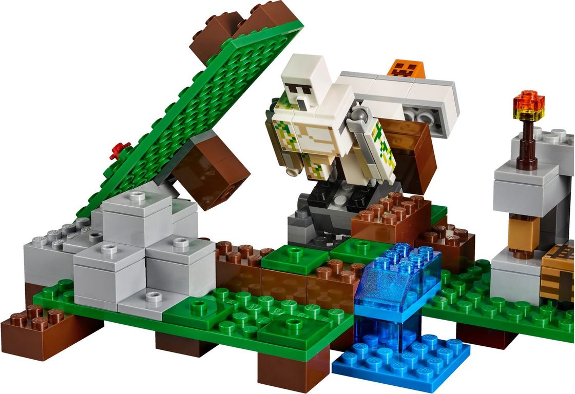 LEGO® Minecraft The Iron Golem components