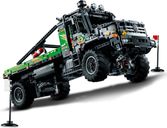 LEGO® Technic Le camion d’essai 4x4 Mercedes-Benz Zetros gameplay