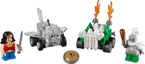 LEGO® DC Superheroes Mighty Micros: Wonder Woman™ vs. Doomsday™ components