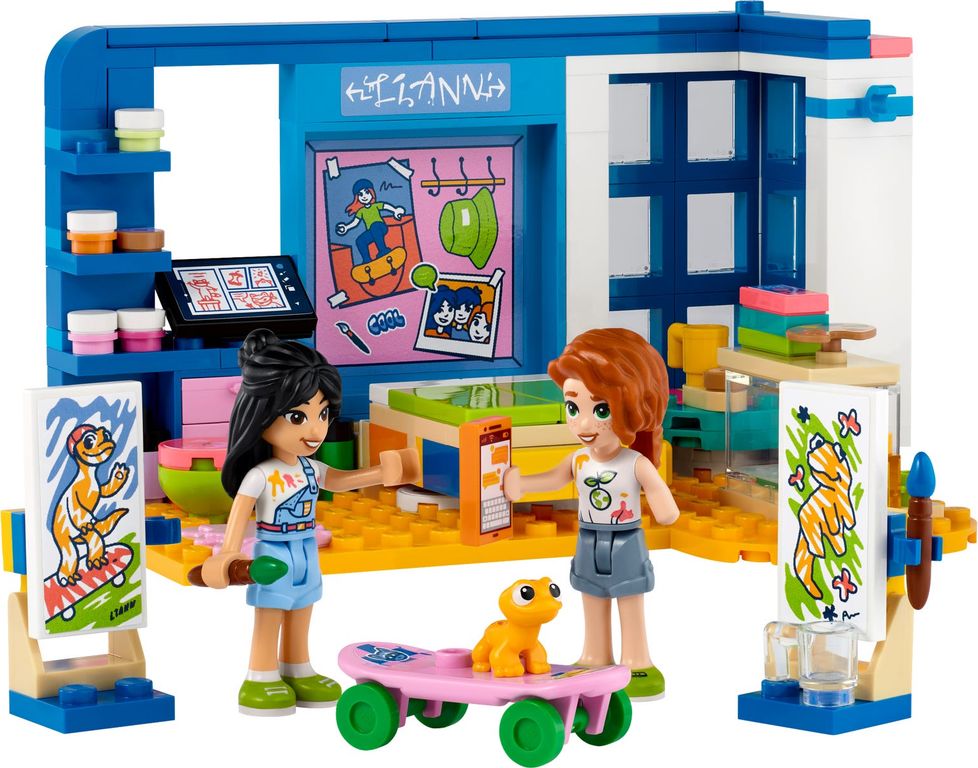LEGO® Friends Liann's Room components