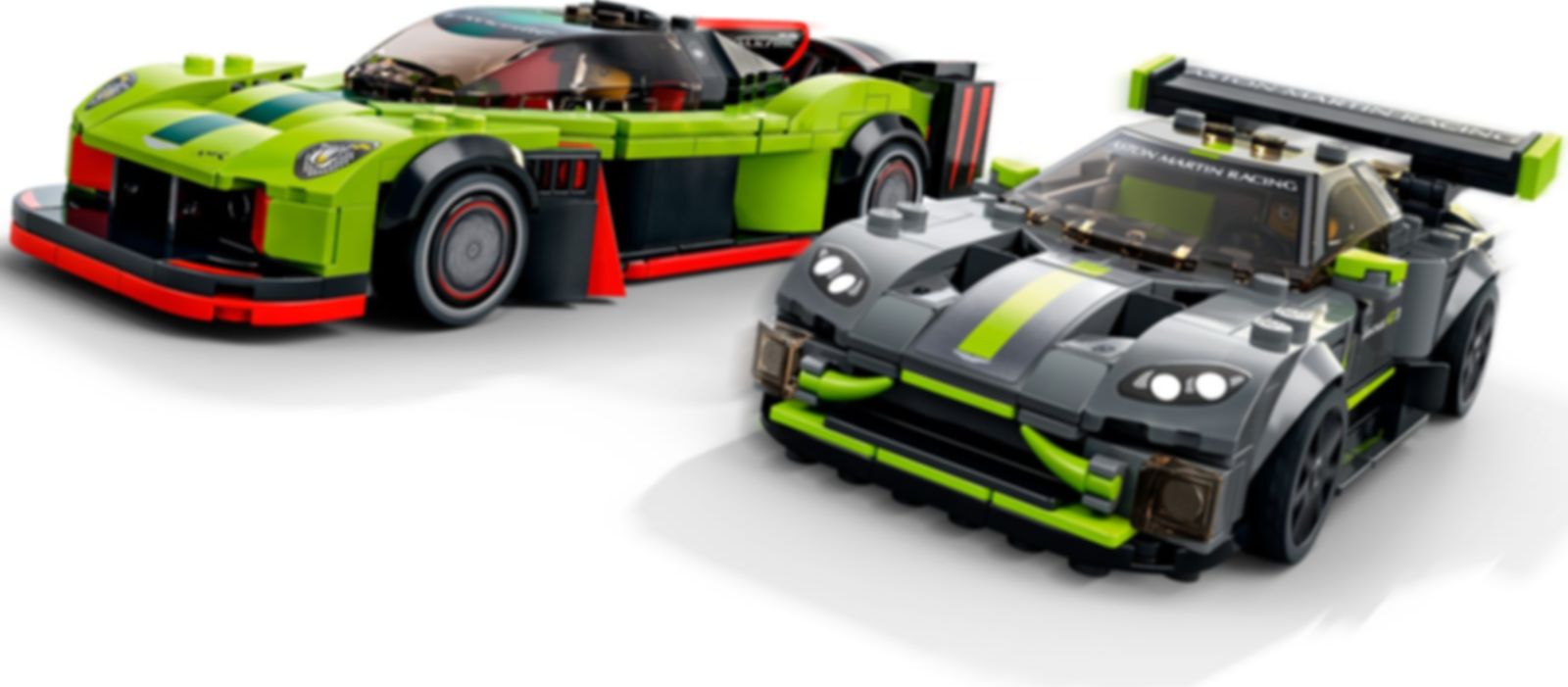 LEGO® Speed Champions Aston Martin Valkyrie AMR Pro and Aston Martin Vantage GT3 gameplay