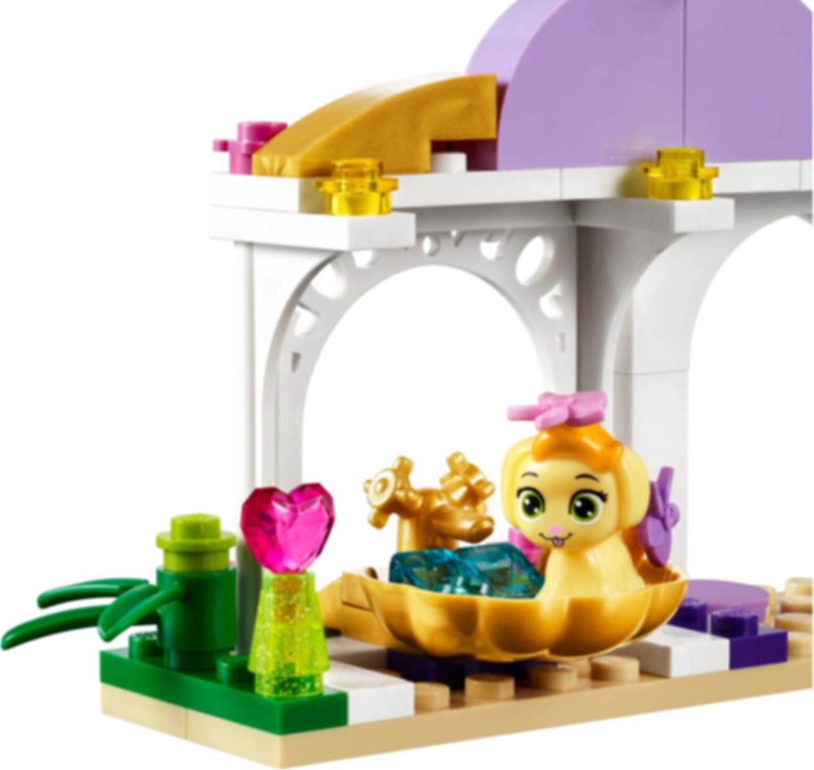LEGO® Disney Daisy’s Beauty Salon components