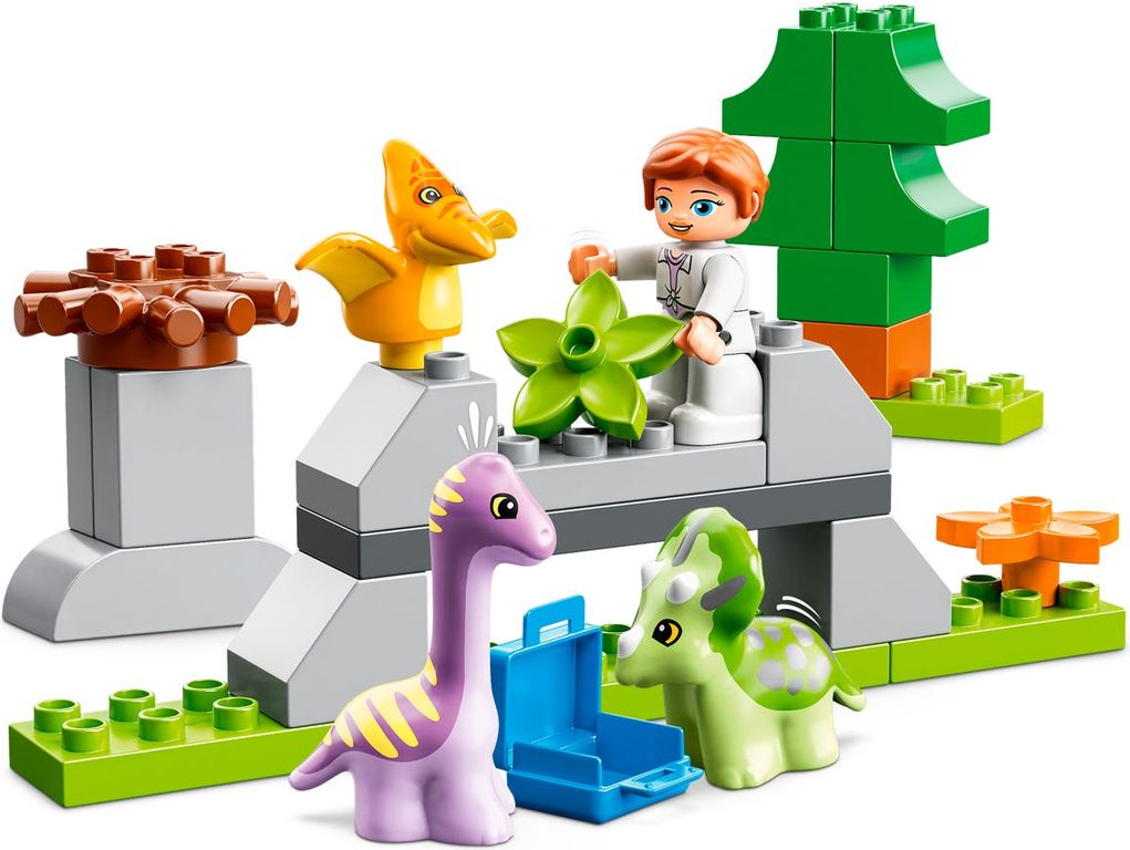 LEGO® DUPLO® Dinosaur Nursery gameplay