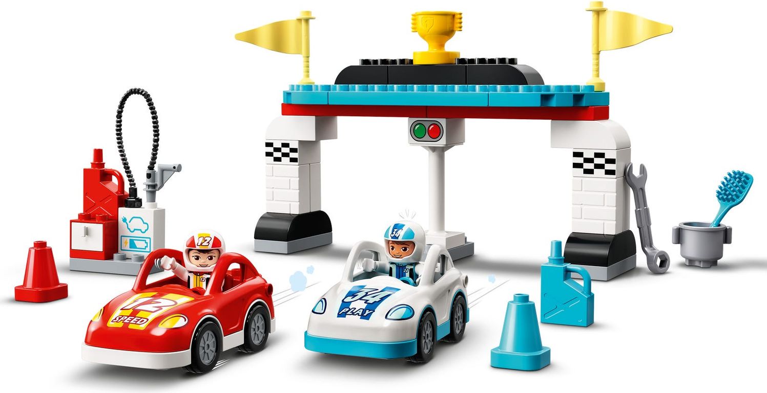 LEGO® DUPLO® Auto da corsa gameplay