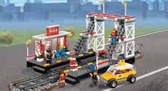 LEGO® City Politiekantoor op de berg speelwijze