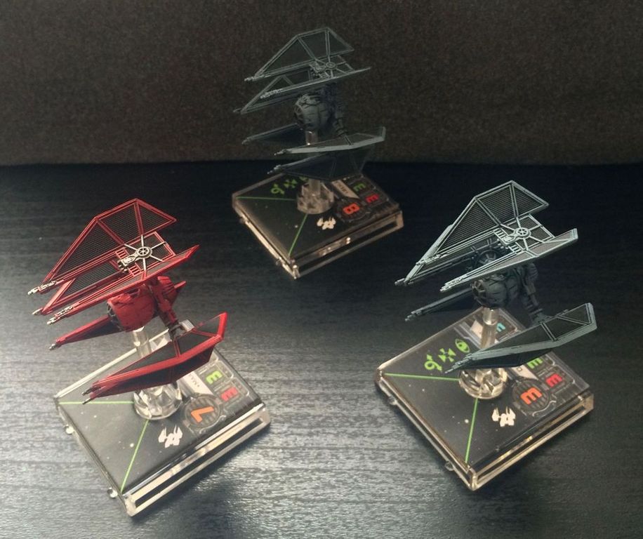 Star Wars X-Wing: Veterani Imperiali miniature