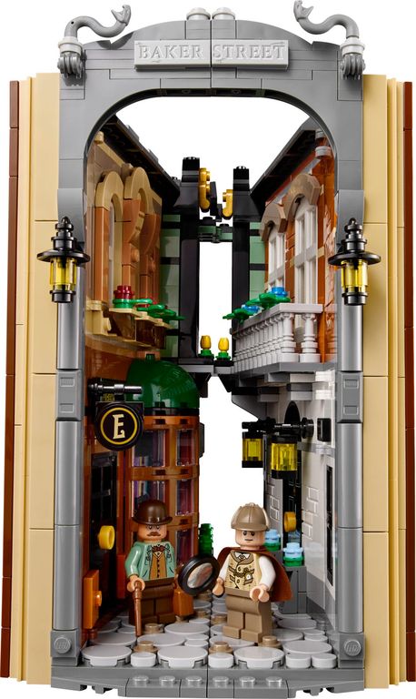 LEGO® Icons Sherlock Holmes: Book Nook