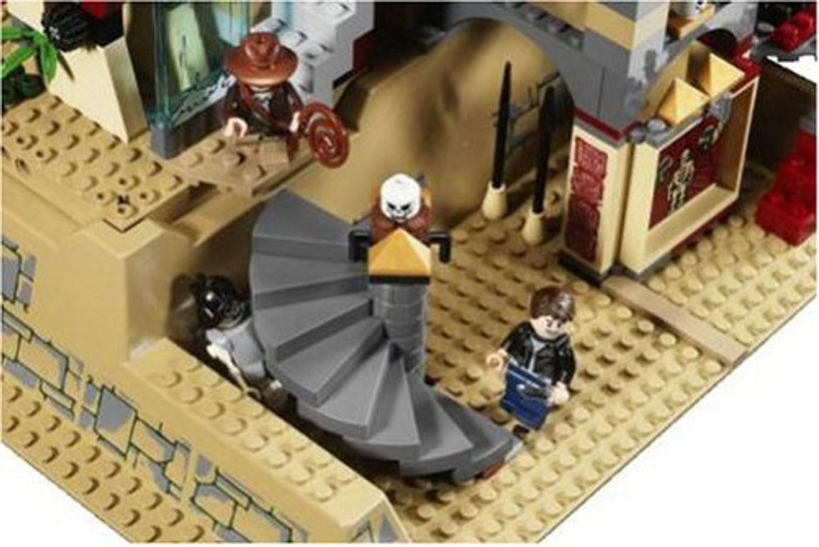 LEGO® Indiana Jones Temple of the Crystal Skull interior