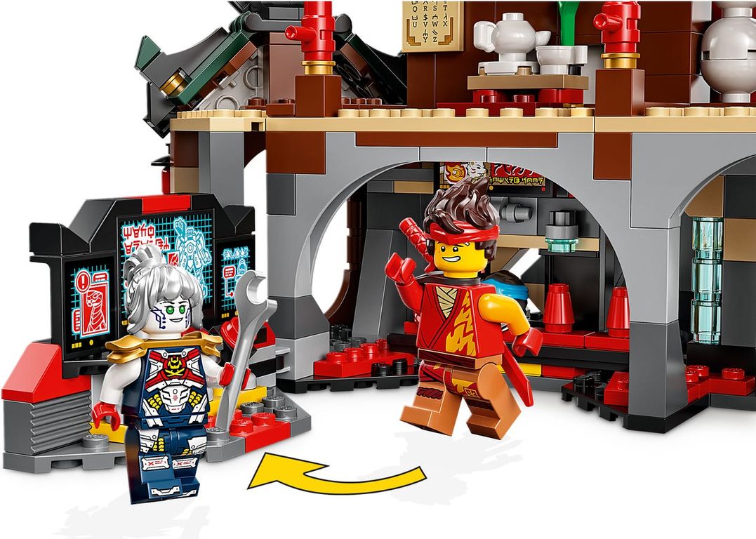 LEGO® Ninjago Ninja Dojo Temple minifigures