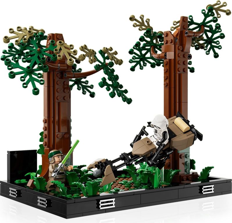 LEGO® Star Wars Endor™ Speeder Chase Diorama