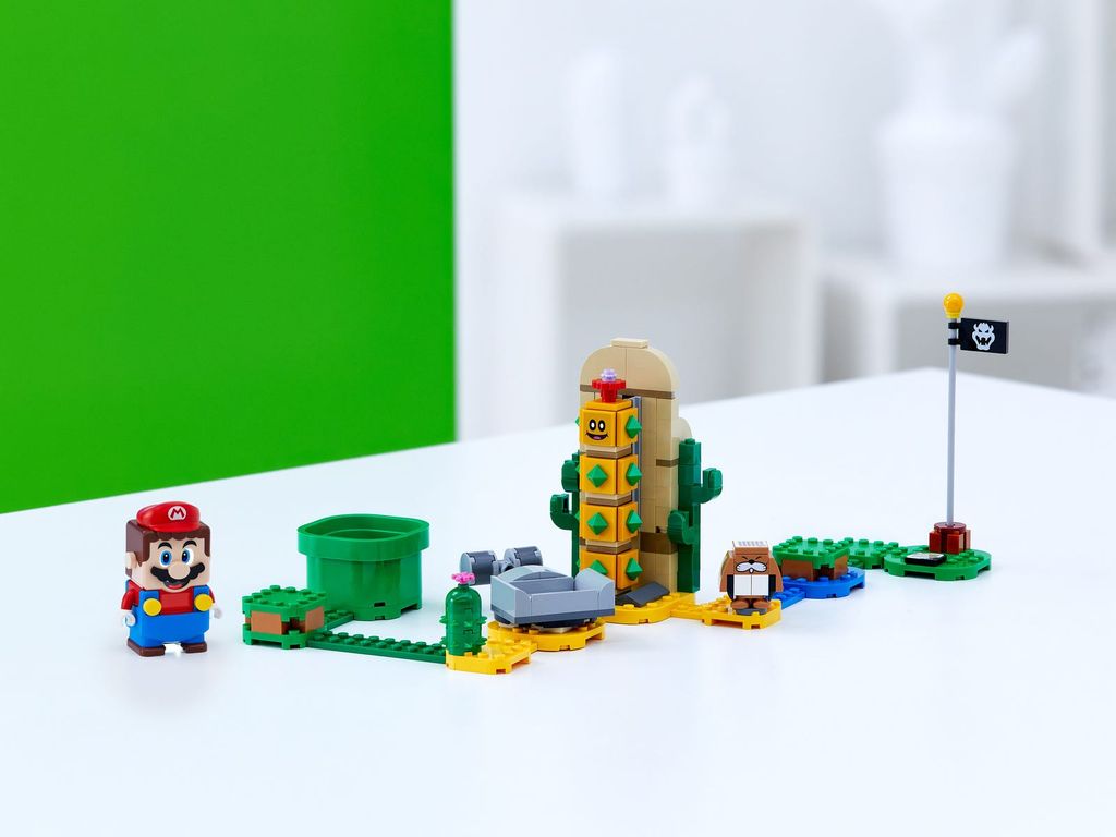 LEGO® Super Mario™ Desert Pokey Expansion Set components