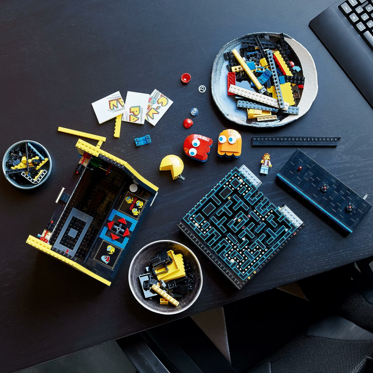 LEGO® Icons PAC-MAN Arcade