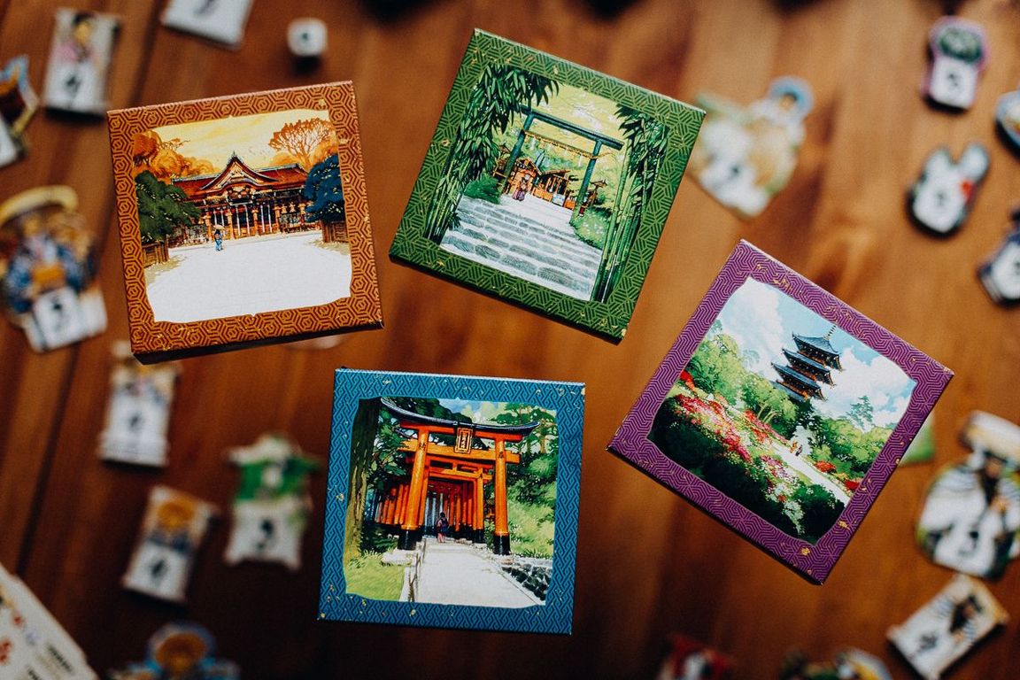 The One Hundred Torii: Diverging Paths tiles