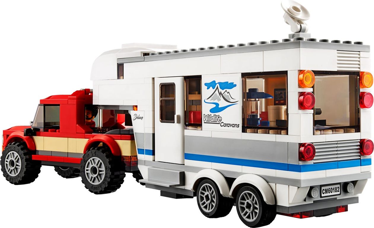 LEGO® City Pickup & Caravan back side