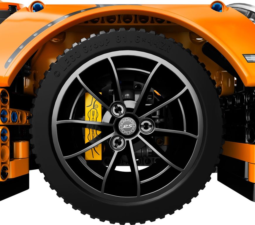LEGO® Technic Porsche 911 GT3 RS wheels